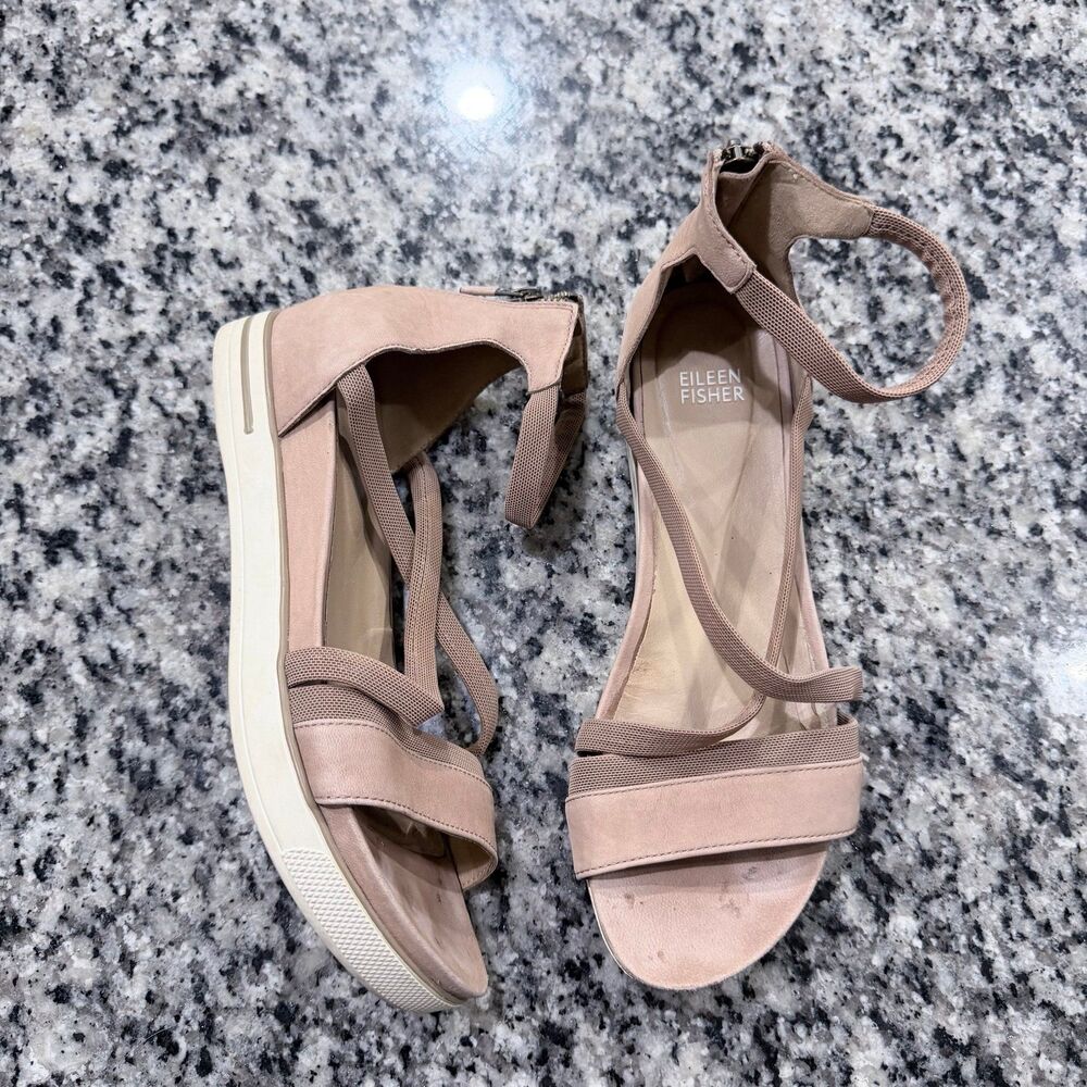 Eileen Fisher Skill Strappy Sandals in Brown size 9
